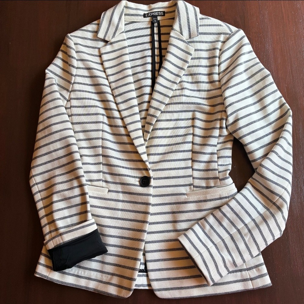 Express Womens Striped Single Button Blazer White Black Textured Knit XS